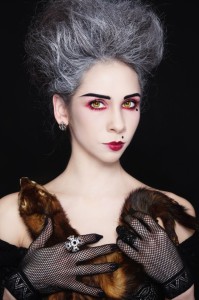 Юлия Кроу, Движение "Бархатное подполье"